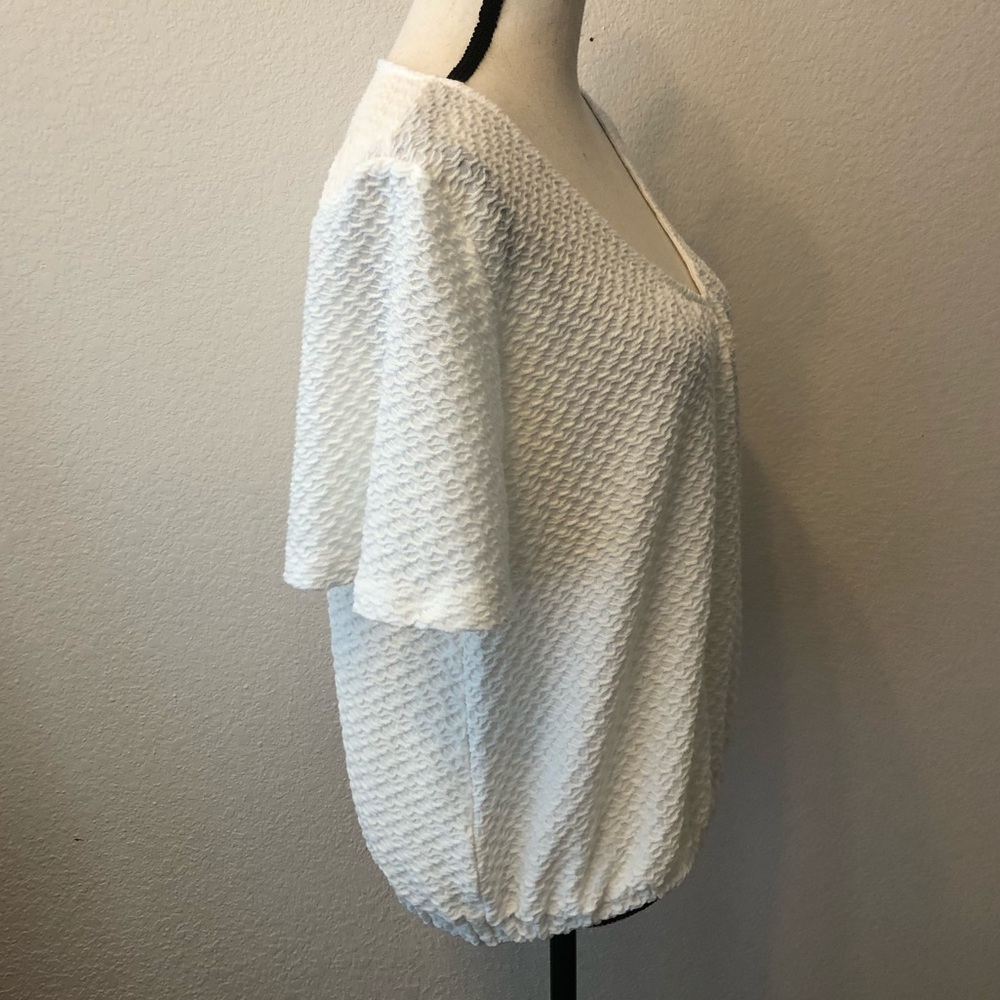 Anthro | Sunday in Brooklyn Sidonie V-Neck Top - Picture 5 of 9